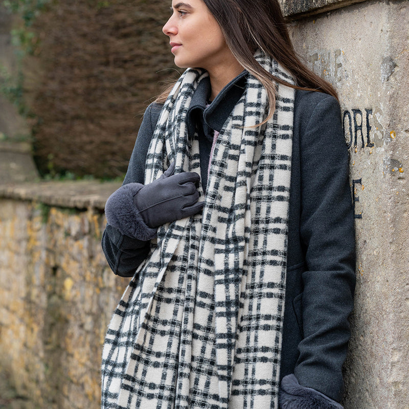 Monochrome Check Winter Scarf