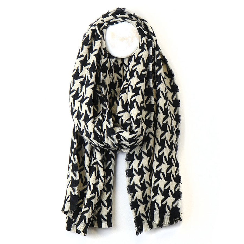 Monochrome Houndstooth Winter Scarf